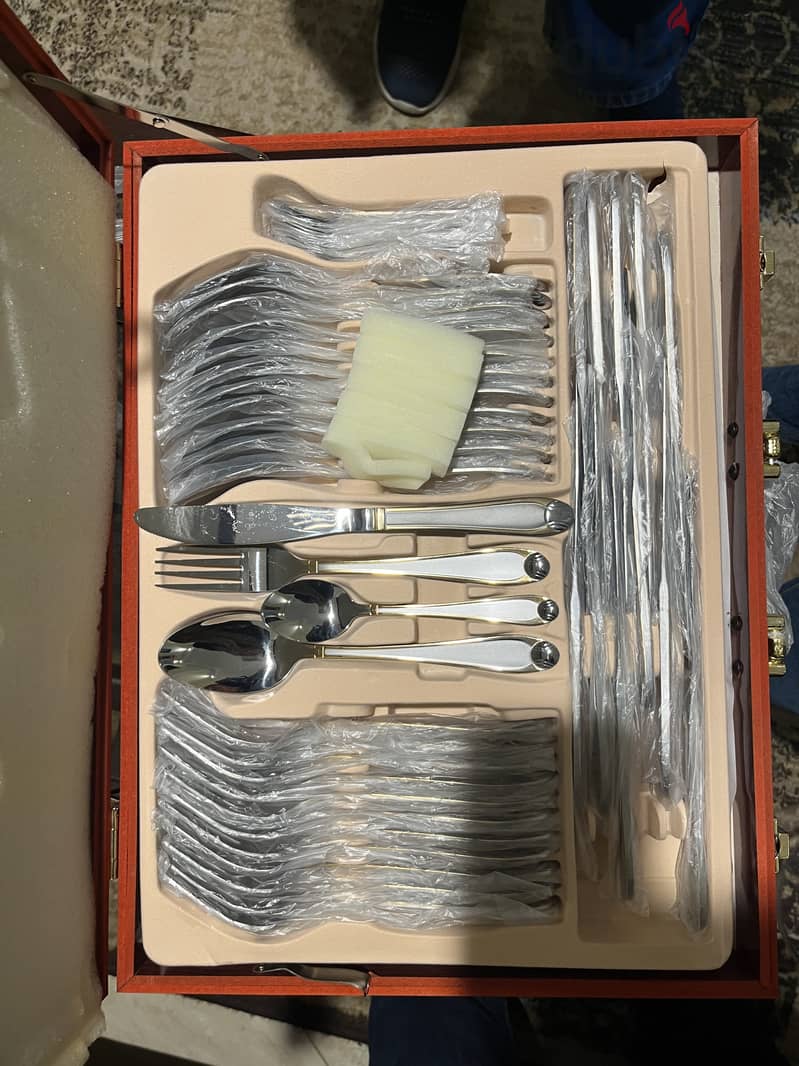 84 cutlery Stainless steel set 2