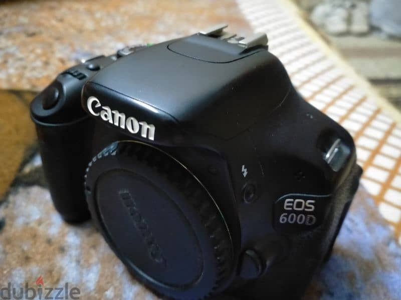 كاميرا كانون 600d 2