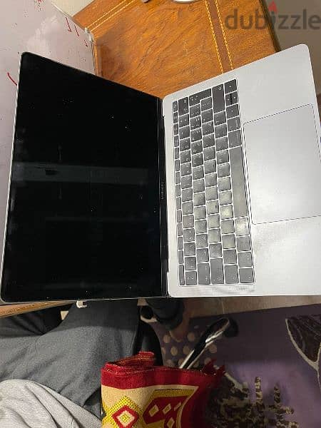 iMac laptop 3