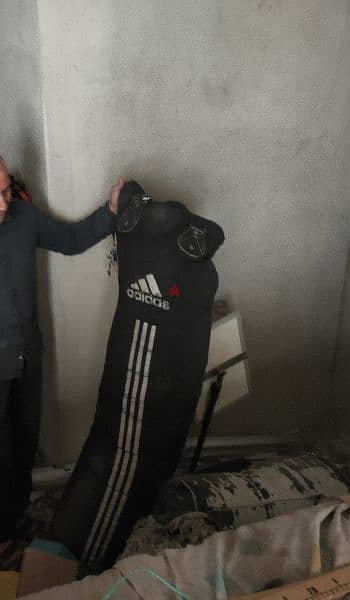 adidas used sand bag . .   اديداس ساندباج مستعمل اصلي بالحشو