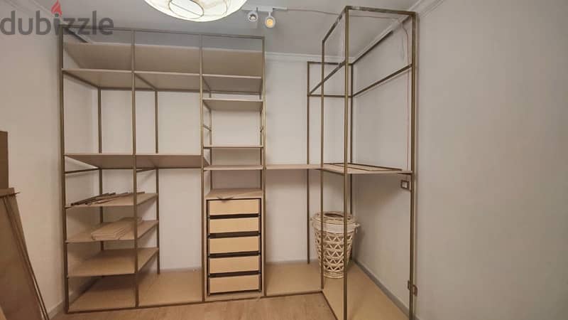 closet / dressing / storage unit 1