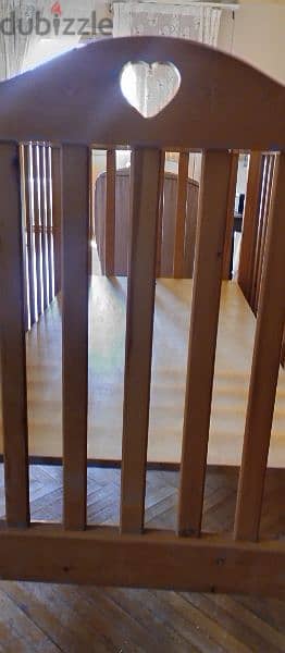 سرير اطفال خشب زان مدهون بدهانات آمنة للأطفال ، اللون :بيج فاتح 9