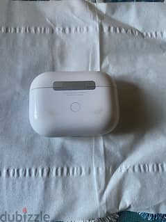 case AirPods pro and AirPods gen 2 one earphone like new 0