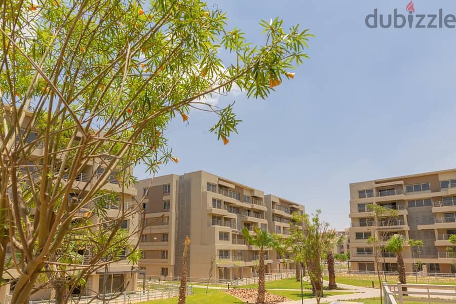شقة استلام فوري بحديقة في كمبوند كابيتال جاردن القاهرة الجديدة 2