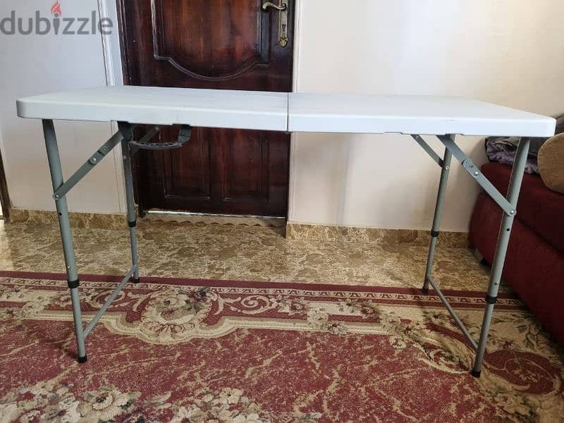 طاولة ( ترابيزة) قابلة للطي مقاس ١٢٢ سم × ٦١ سم جديدة فرز ثاني 5