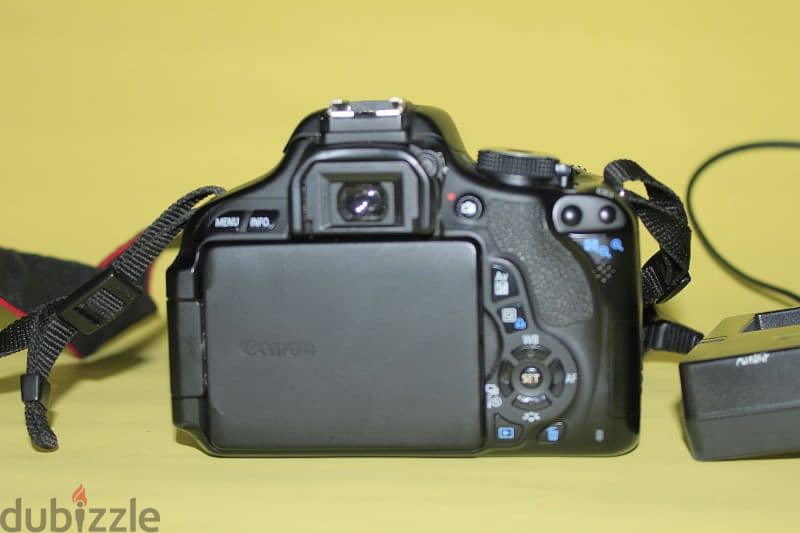 كاميرا كانون دي 600كسر الزيرو حرفياً معاها لينس 18-55 6