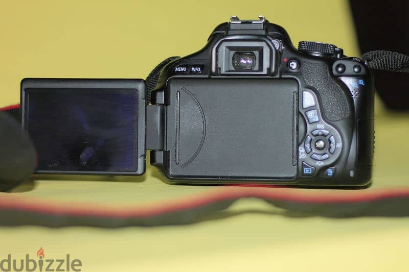 كاميرا كانون دي 600كسر الزيرو حرفياً معاها لينس 18-55 7