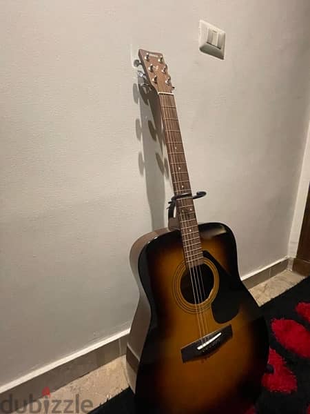 guitar Yamaha 2