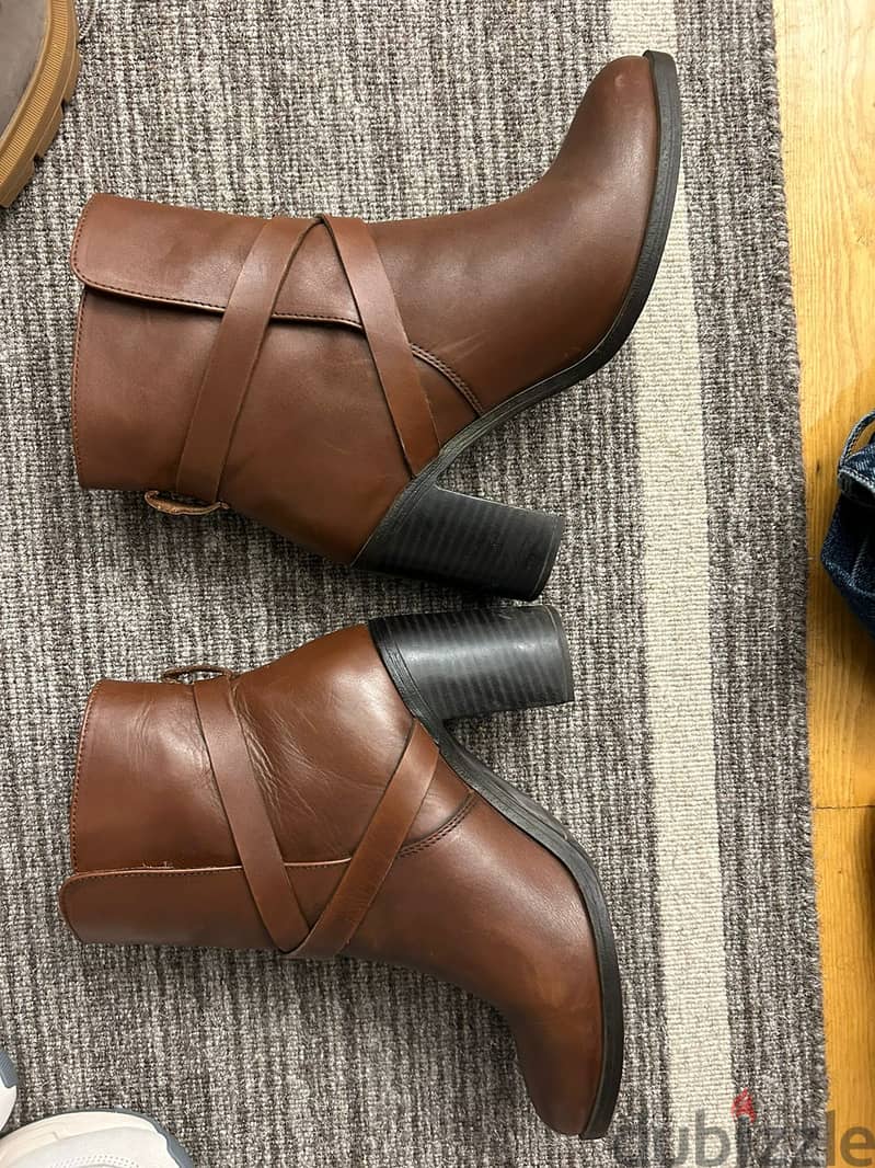 Polo brown half boot - like new , size 39 0
