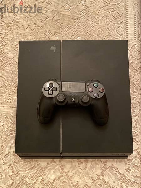 PlayStation 4 500GB with 1 Controller 2