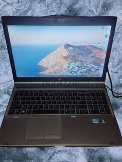 Laptop HP.  DESKTOP-3A0JKF7 0