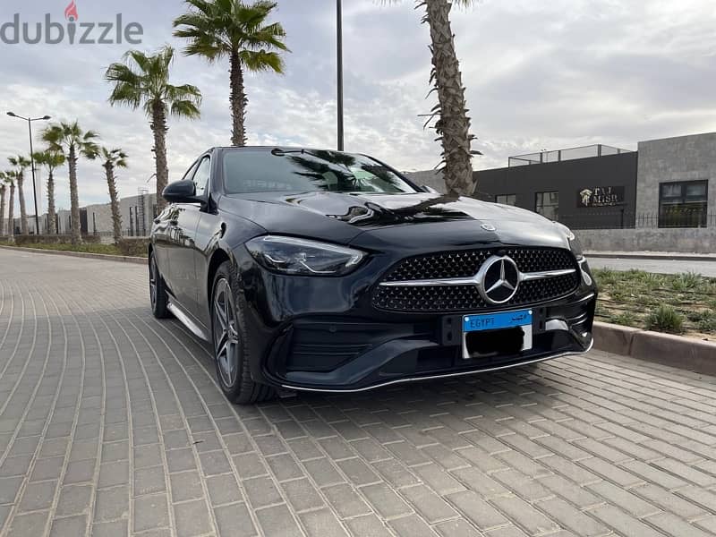Mercedes c180 amg 2022 9000 kilos wakeel from owner 1