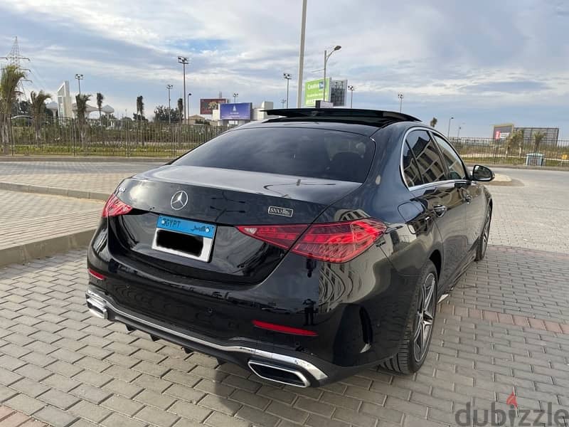 Mercedes c180 amg 2022 9000 kilos wakeel from owner 0