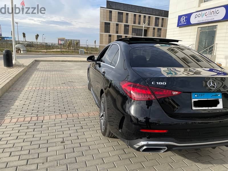 Mercedes c180 amg 2022 9000 kilos wakeel from owner 5