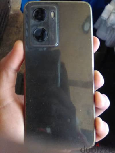 تليفون oppoA77للبيع بلعلبه بتاعته