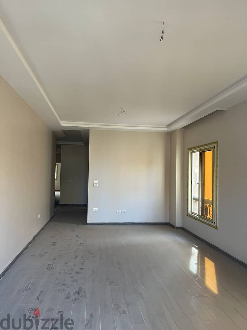 شقة للايجار اول سكن في الشيخ زايد كمبوند زايد هايتس مدخل زايد 3 2
