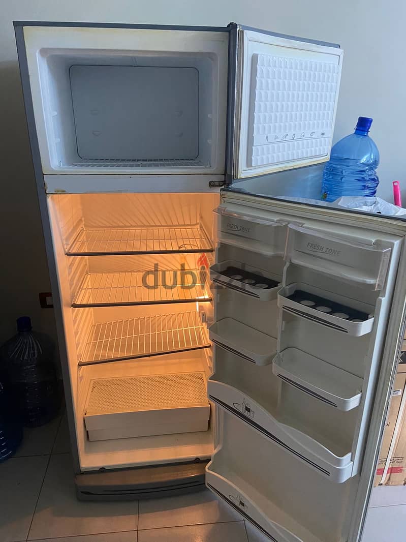 ثلاجة ايديال تلاجة  12 قدم كالجديدة refrigerator 1
