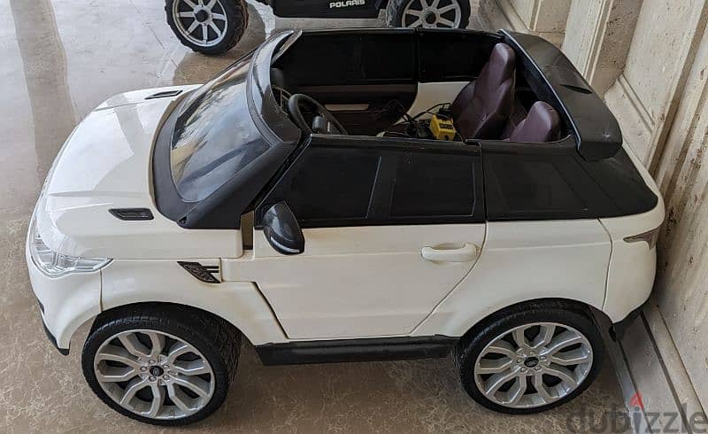 Range Rover Electric toy car - 2 seaters - 12 V. 5