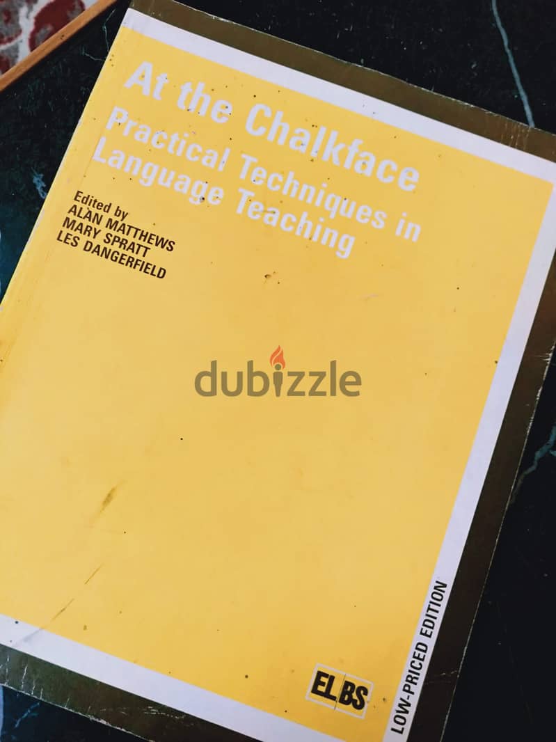 كتاب (At the Chalkface) من مطبوعات المملكة المتحدة  مهارات  الإنجليزية 2