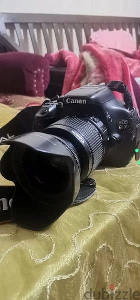 للبيع كاميرا Canon 600D 1