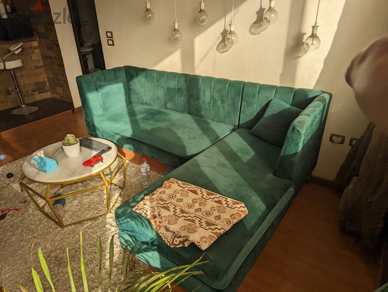 Velvet green L-shaped sofa+ 3 cushions 5