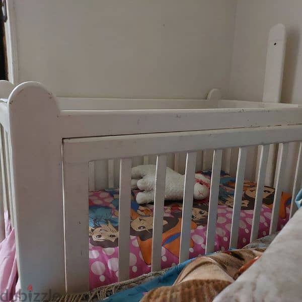 سرير اطفال خشب زان حمول بالمرتبه اربع اجناب وممكن فك جنب لحد سن ٦ سنين 10