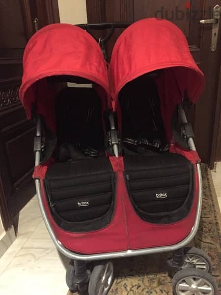 للتوأم Britax The best and lightest twins stroller ( from USA ) 2