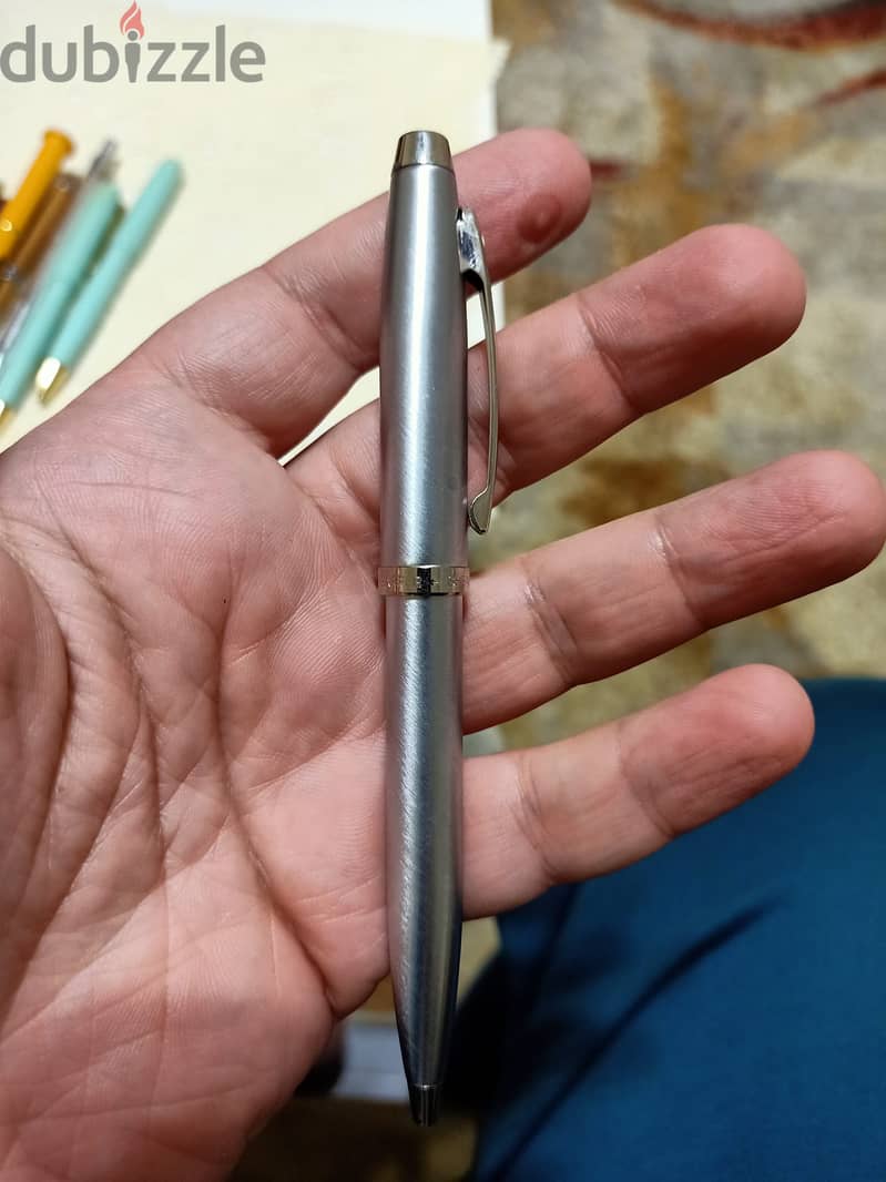 قلم شيفرجاف و6 قلم باركرجاف و2قلم باركر حبر ب2000ج 14
