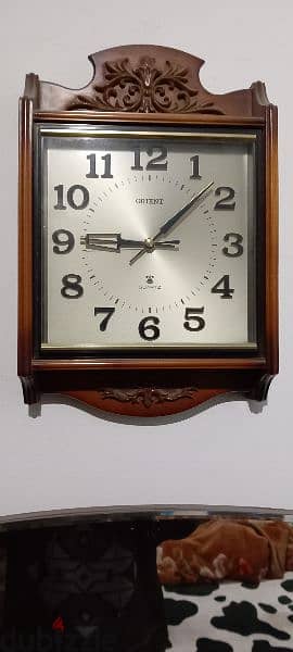 Orient Quartz wall clock, Beautiful Antique design. 1