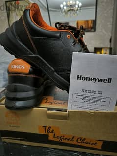 جزمه سيفتي مقاس ٤٥
Safety shoes Honeywell 0