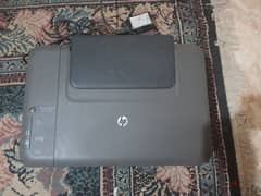 طابعة و الة تصوير بالالوان استعمال  Printer and scaner HP jetdisc 1050