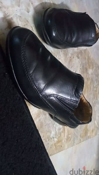حذاء ماركة كلاركس 2