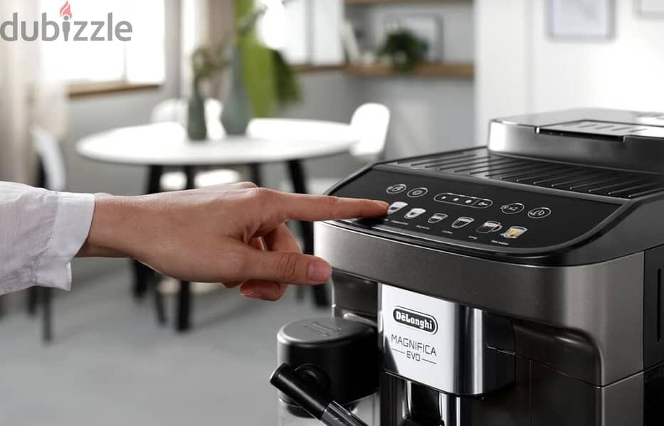 NEW Delonghi- Magnifica EVO Bean to Cup Fully Automatic Coffee Machine 2