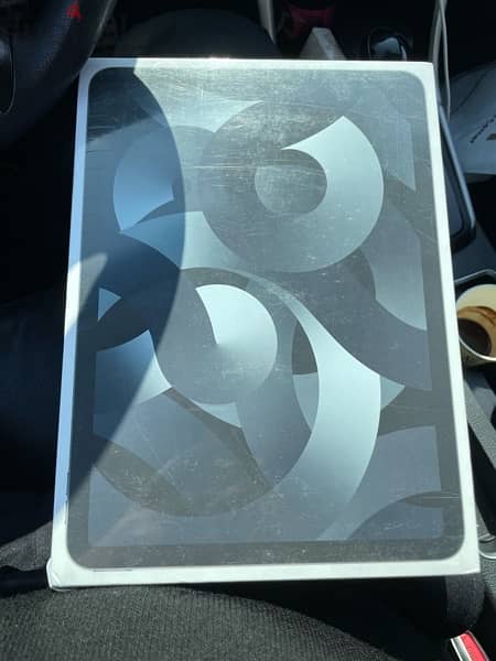 new and sealed ipad Air 5 th Gen 2022 ( 64 GB -wifi ) space Grey 0
