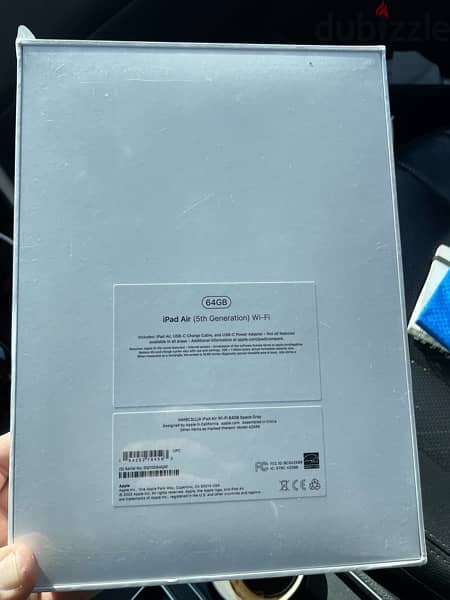 new and sealed ipad Air 5 th Gen 2022 ( 64 GB -wifi ) space Grey 3