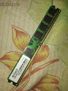 رام 1  جيجا من نوع DDR2