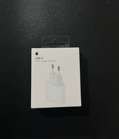 Apple 18W USB-C Power Adapter 0