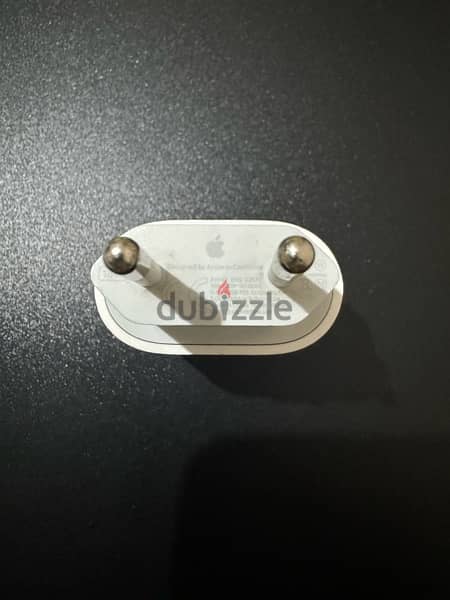 Apple 18W USB-C Power Adapter 3