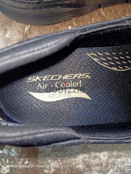 SKECHERS (Archfit / Air cooled) 4