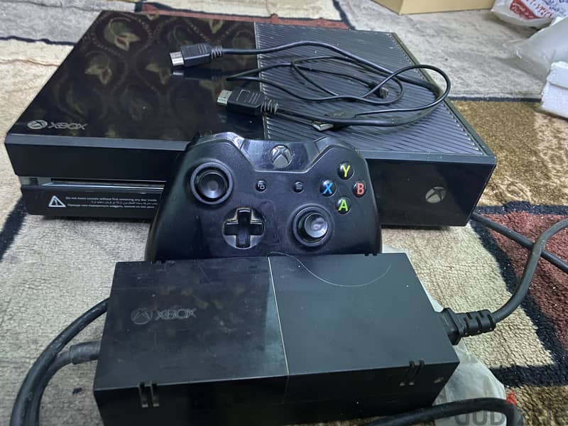 Xbox one بكل مشتملاته مع العاب جاهزه 1