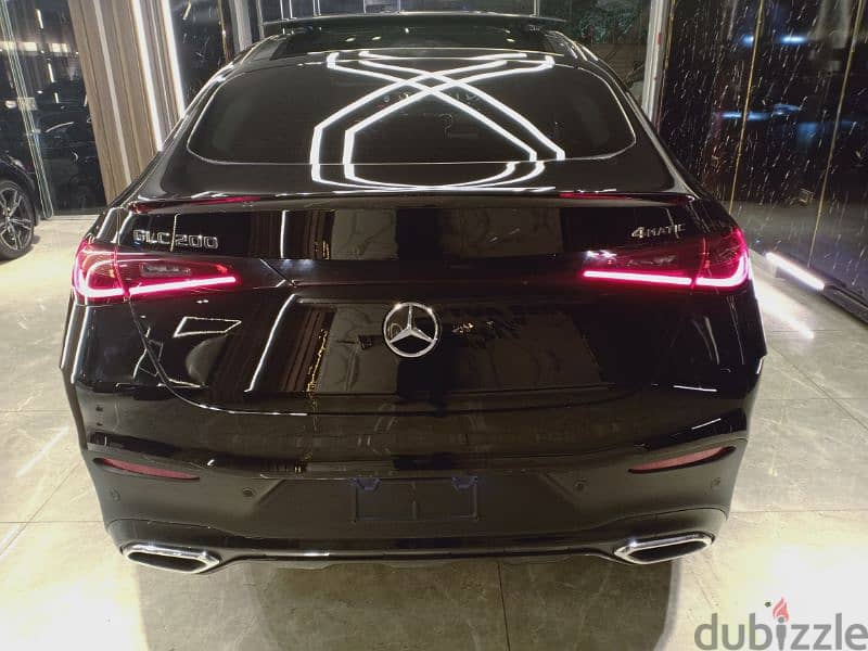 GLC 200 coupe AMG night package fully loaded 2024 2
