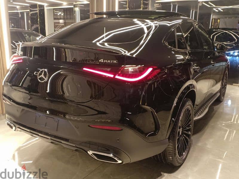 GLC 200 coupe AMG night package fully loaded 2024 6