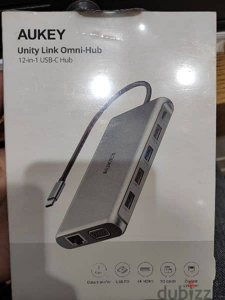 Aukey 12 in 1 USB-C Hub 1