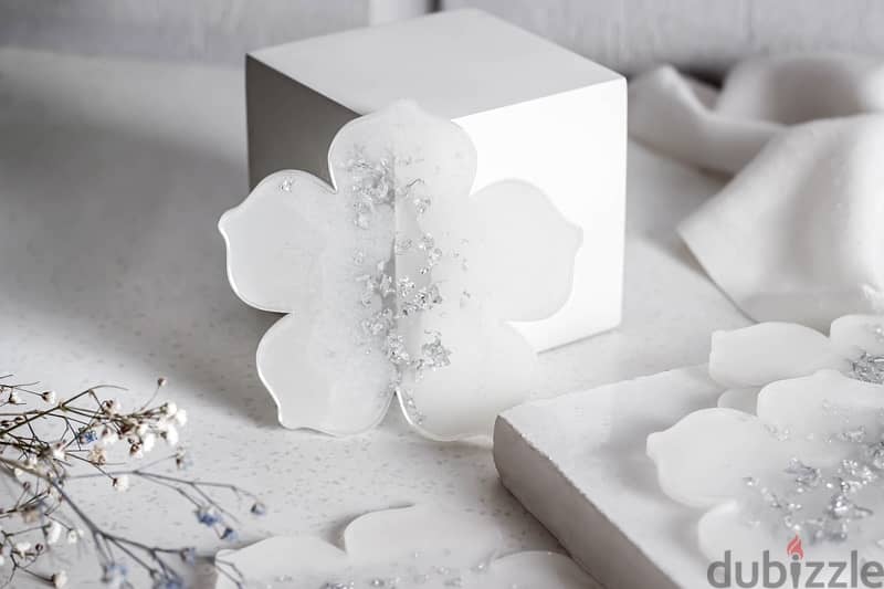 White And Silver Resin Coasters 5