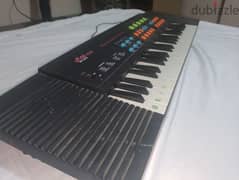 بيانو ديجيتال