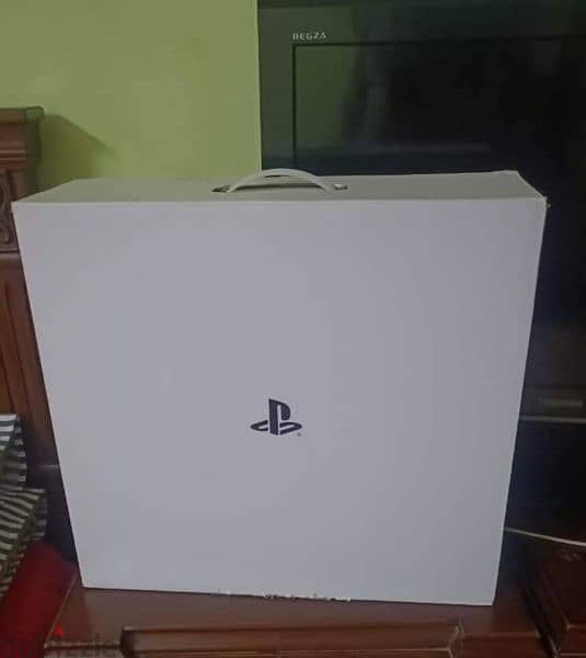 playstation 5 with 2 controllers like new 2