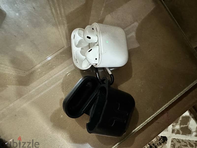 AirPods2 1