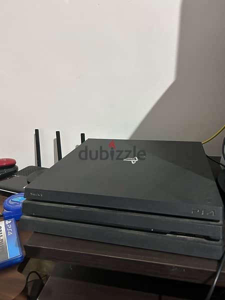 PS4 pro like new with cod ww2 1