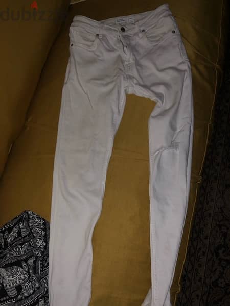 Bershka White jeans بنطلون جيتز ابيض 2