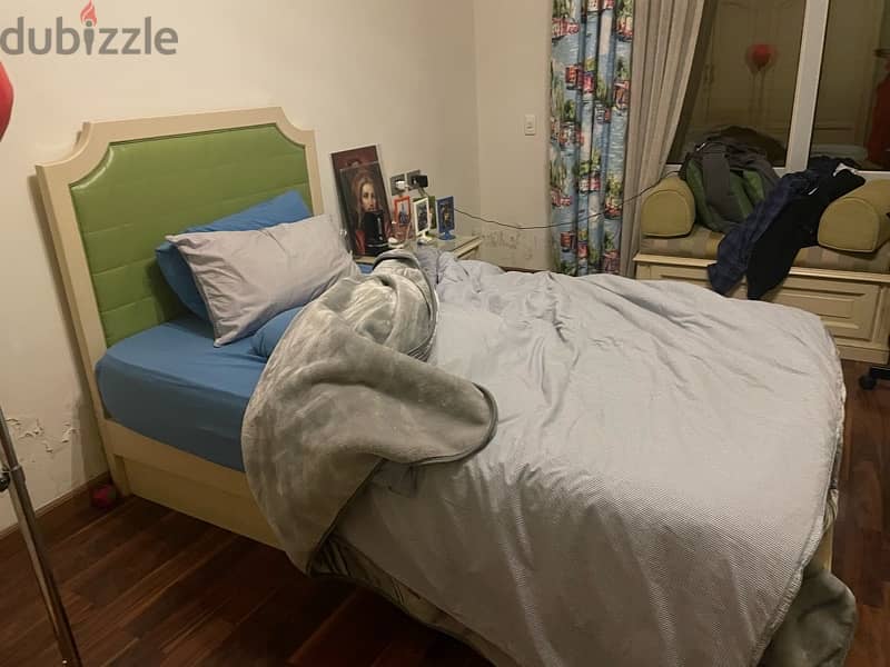 bed with mattress in a very good condition 3